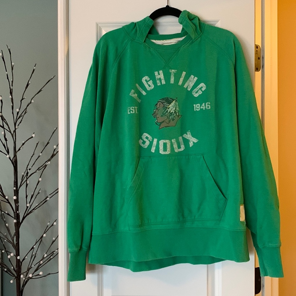 Mens Fighting Sioux Hoodie W Pocket Sweatshirt